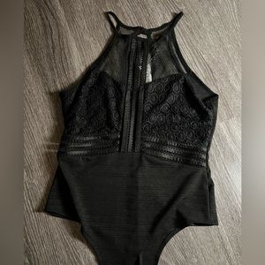 BLACK PAPAYA LACE BODYSUIT